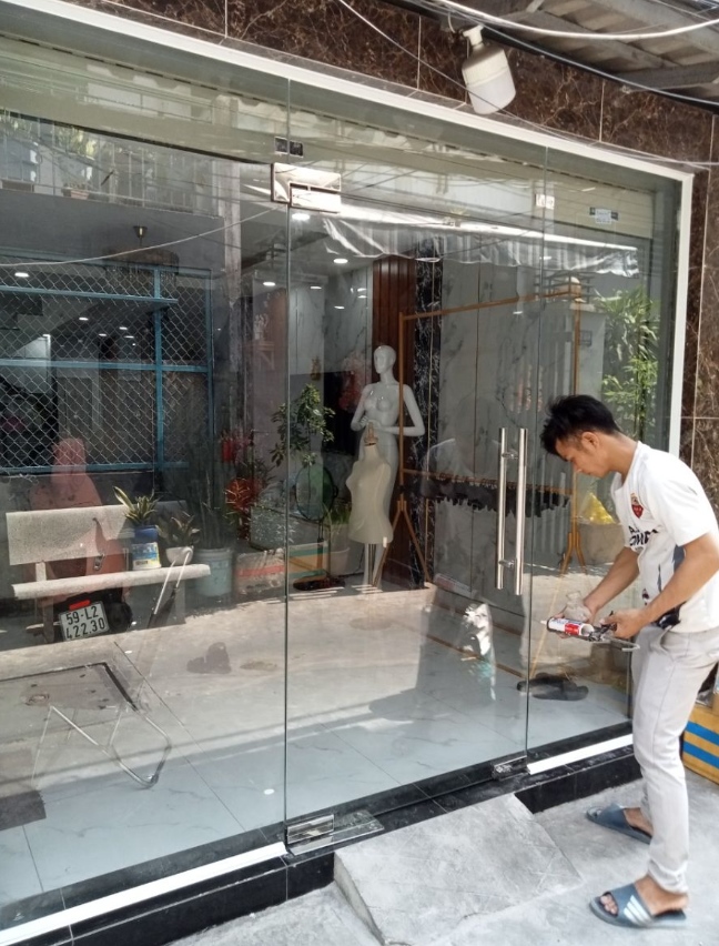 sửa cửa nhôm kính tại Cẩm Lệ, Đà Nẵng