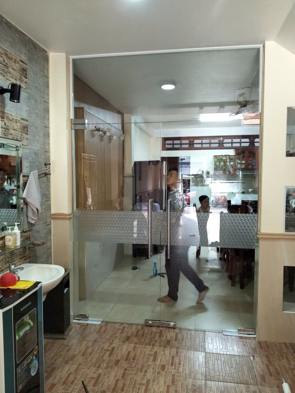 sửa cửa nhôm kính tại nhà Đà Nẵng